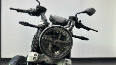 BMW R12 (24MY)